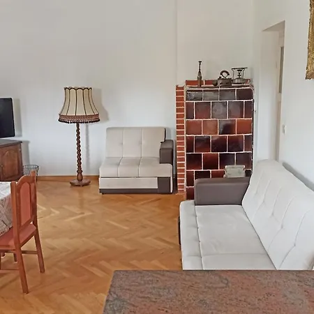 דירה House *
