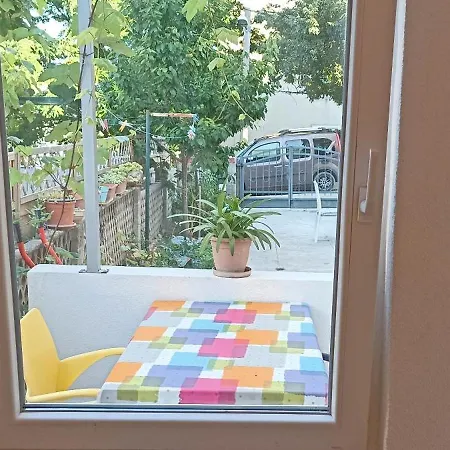 דירה House