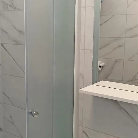 דירה House
