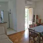 House דירה *