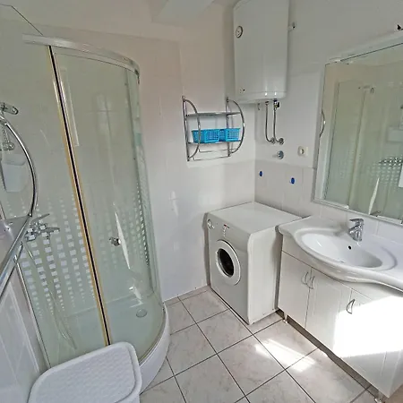 Beach House Apartman *
